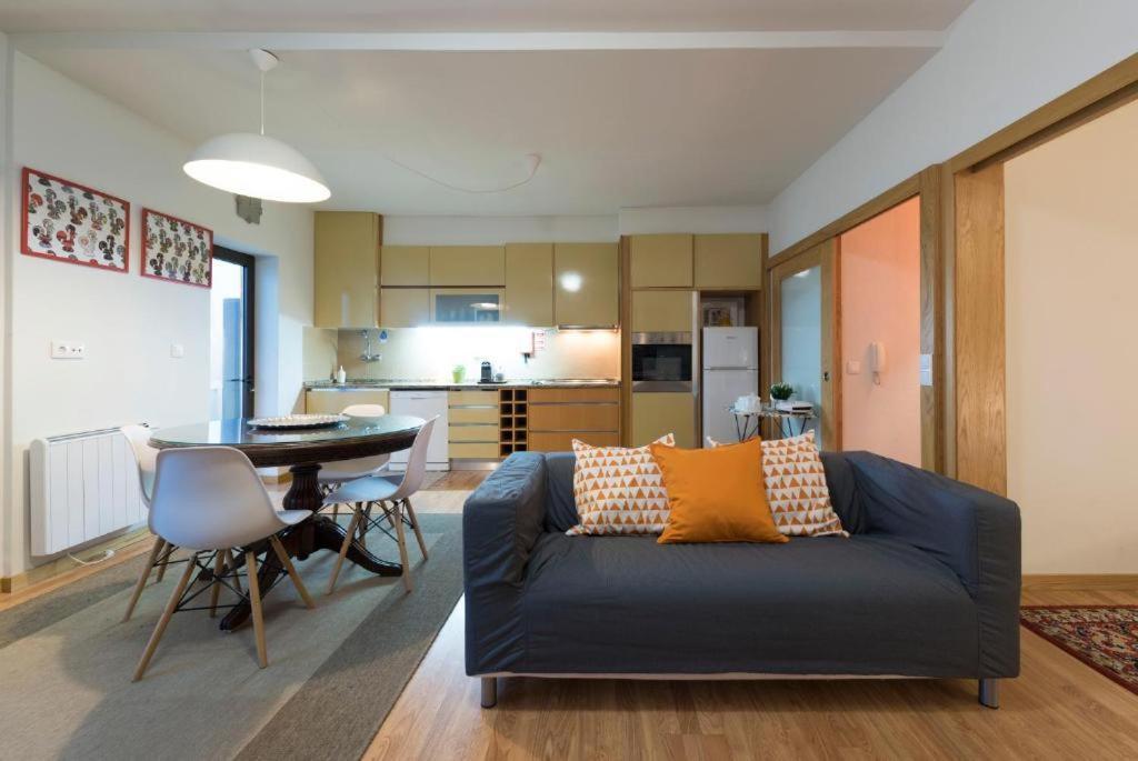 Guestready - Memories House - Art Quartier Apartment Porto Luaran gambar